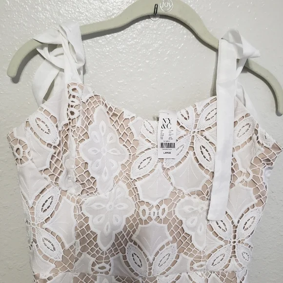 NWT NY&Co Women's Just Me Tie Strap Sweetheart Neckline Crochet Jumpsuit, Size L - Picture 7 of 17